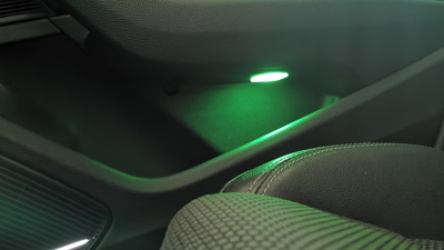 Audi_A4_B9_8W_A5_F5_Ablagefachbeleuchtung (4)5